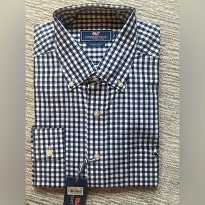 Men’s vineyard vines gingham regular fit shirt Large